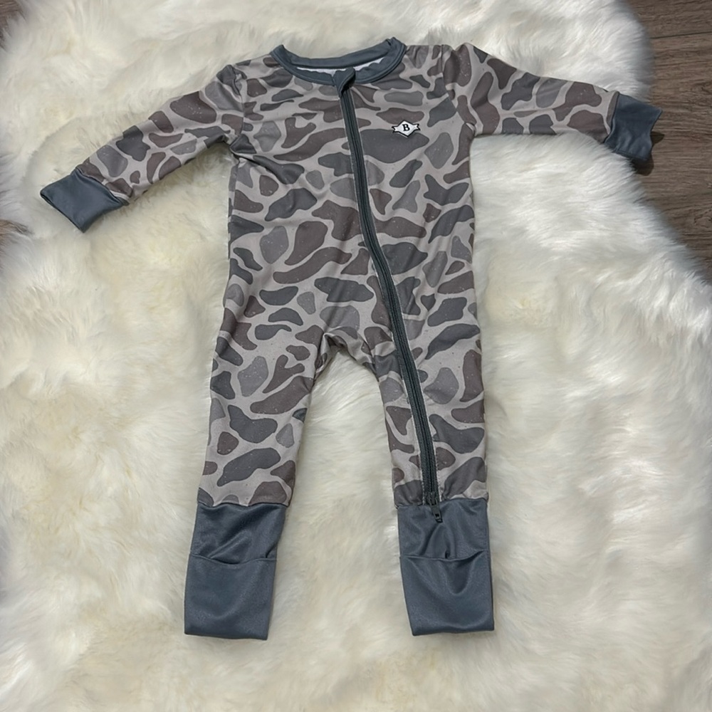 Burlebo baby zip up